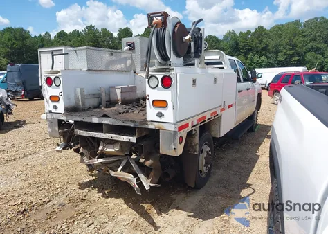 2017 Chevrolet Silverado 3500Hd Wt z USA, uszkodzony, nr VIN 1GB2CYEG6HZ241318